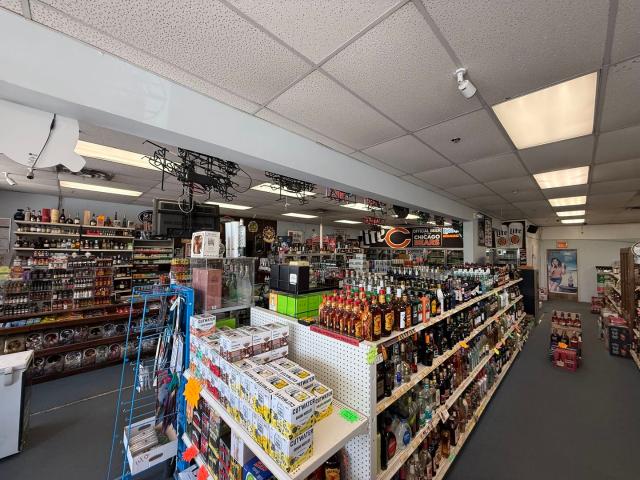 Commercial for sale in Geneva, Illinois