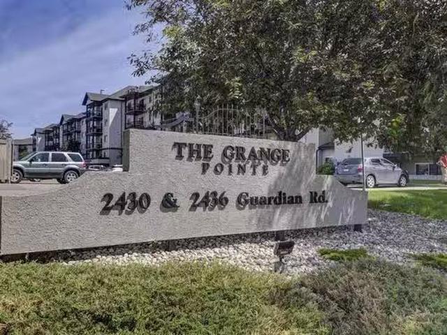 Condo for sale in Wedgewood, Alberta