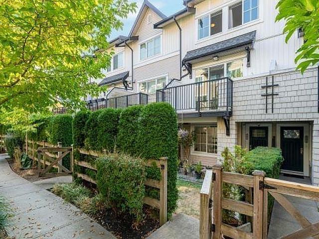 Condo for sale in Surrey, British Columbia