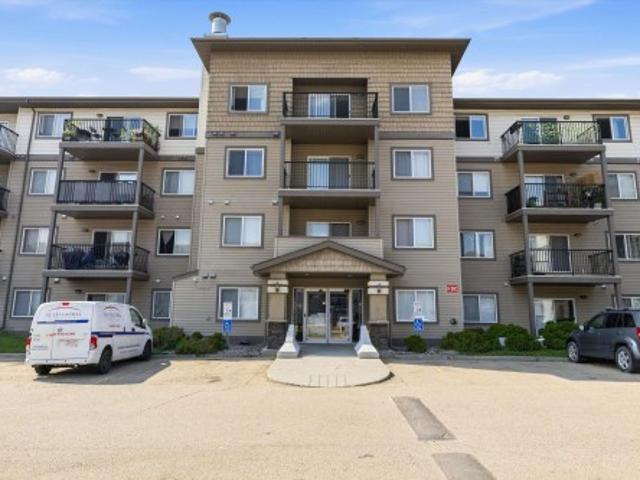 Condo for sale in Wedgewood, Alberta
