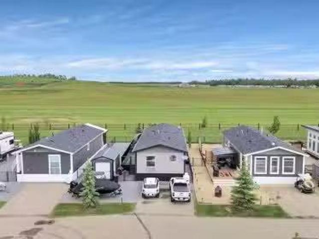 Condo for sale in Bentley, Alberta