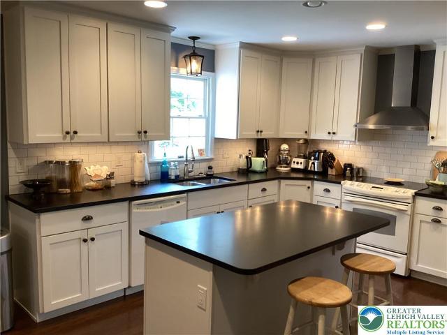 House for sale in Bushkill, Pennsylvania