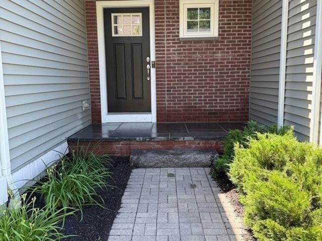 Townhouse for rent in Franklin, Massachusetts