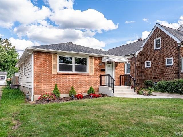 House for sale in Eggertsville, Town of Amherst