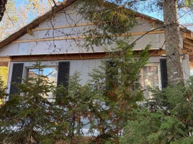 House for rent in Lac-Gémont, Saint-Adolphe-d'Howard