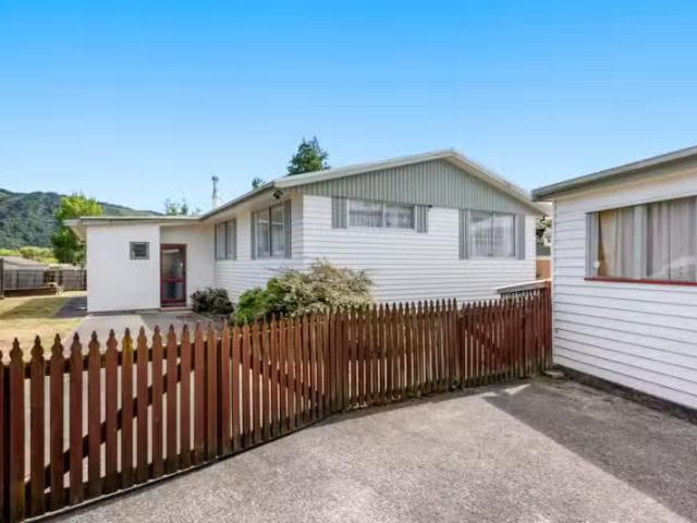 House for sale in Pauatahanui, Wellington