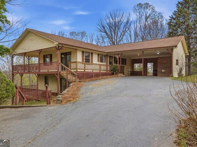 House for sale in Cornelia, Georgia