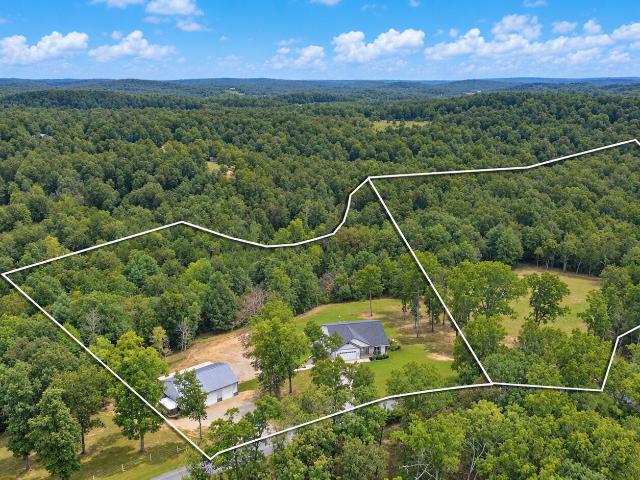 House for sale in Ridgetop, Jamestown