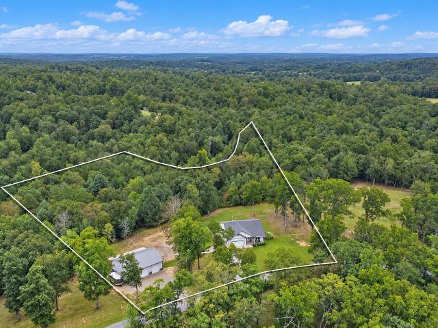House for sale in Ridgetop, Jamestown