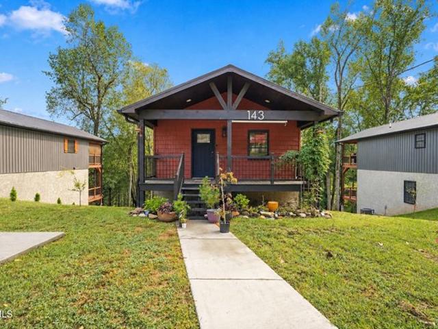 House for sale in Rayon Terrace, Elizabethton