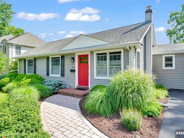 House for sale in Glen Rock