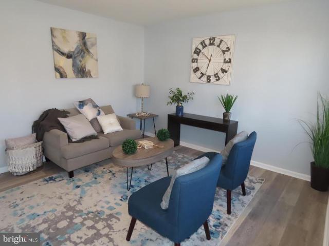 Townhouse for sale in Elkton