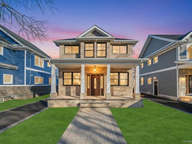 House for sale in Queens, Nassau