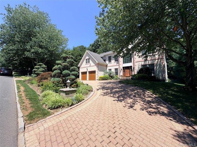 House for sale in Ardsley, New York