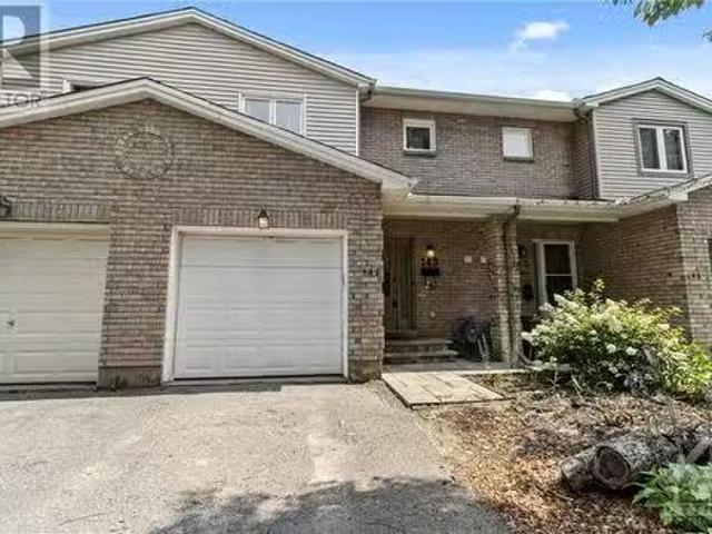 Condo for sale in Nepean, Ontario