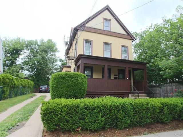 House for sale in Pelham, New York