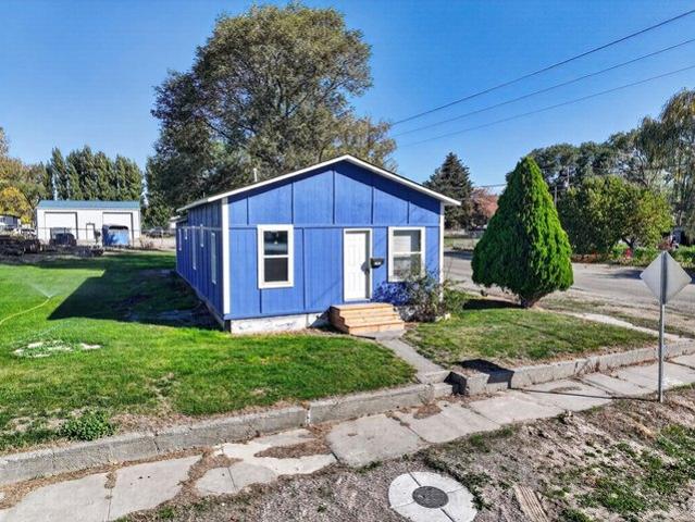 House for sale in American Falls, Power County