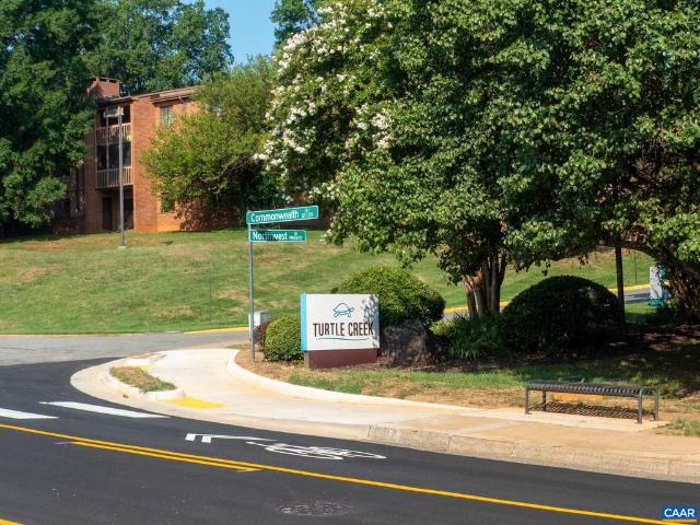 Condo for sale in Oak Terrace, Charlottesville
