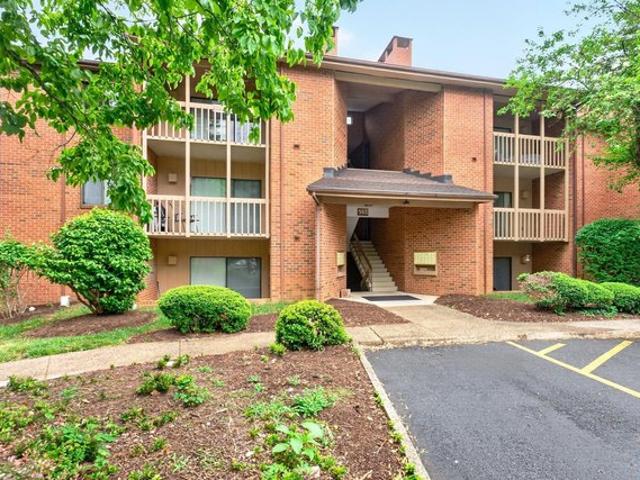 Condo for sale in Virginia