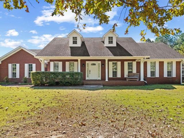 House for sale in Mooreville, Lee County