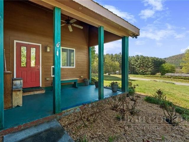 House for sale in Jefferson, North Carolina