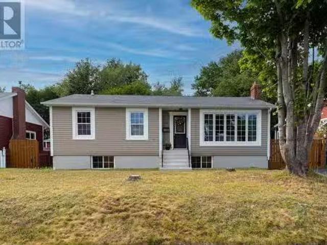 House for sale in Foxtrap, Newfoundland And Labrador