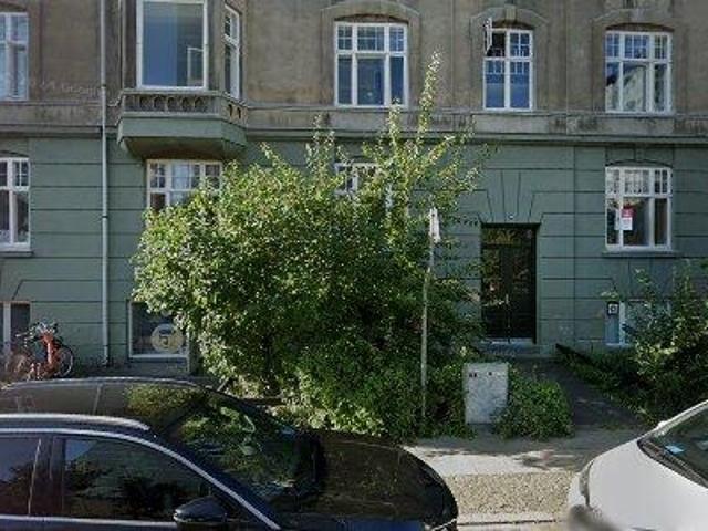 Ejendom til salg i Frederiksberg C, Brøndby