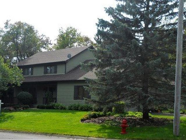 House for sale in Mchenry, Illinois