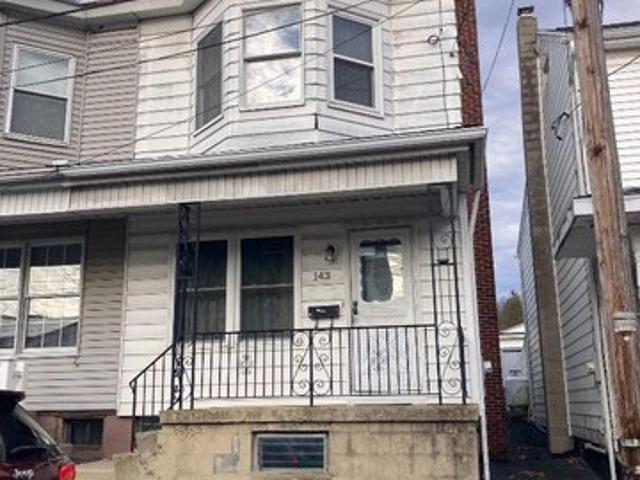 Townhouse for sale in Frackville, Pennsylvania