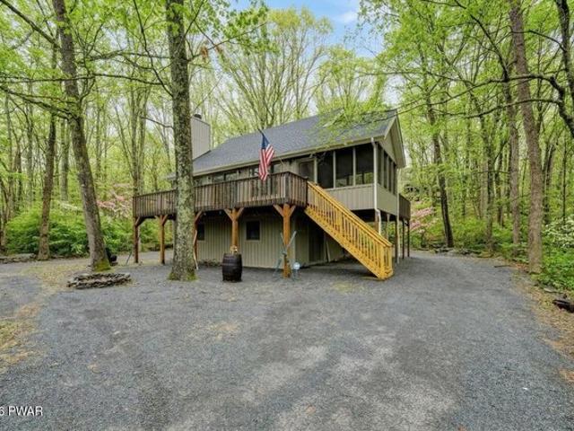 House for sale in Beach Lake, Pennsylvania