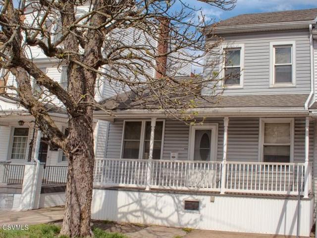 House for sale in Mount Carmel, Pennsylvania