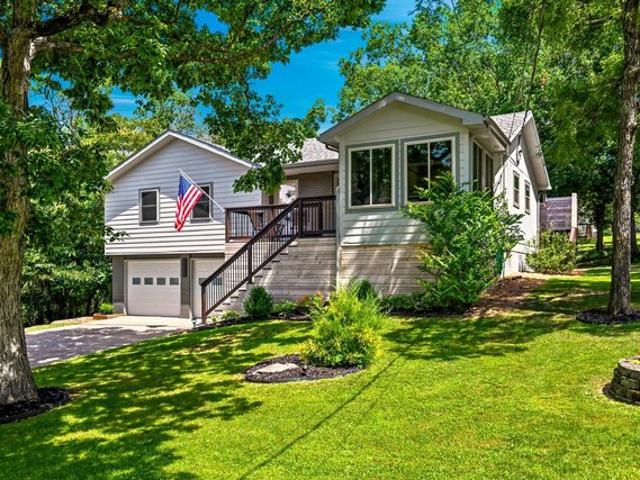 House for sale in Stone, Missouri