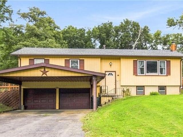 House for sale in Warrensburg, Johnson County