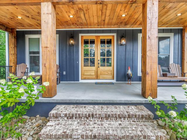 House for sale in Hendersonville, North Carolina
