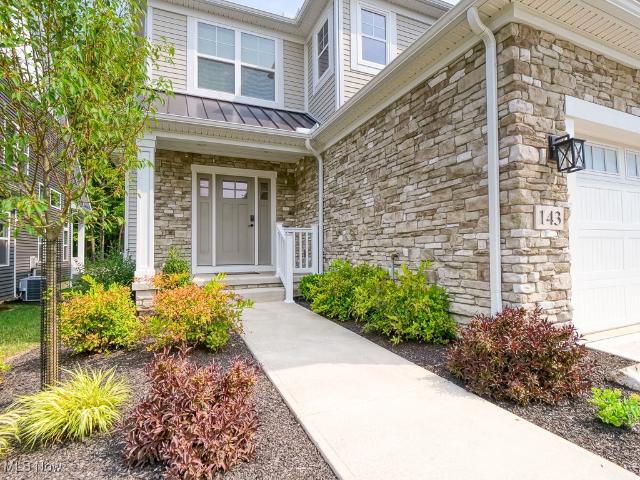 Townhouse for sale in Broadview Heights