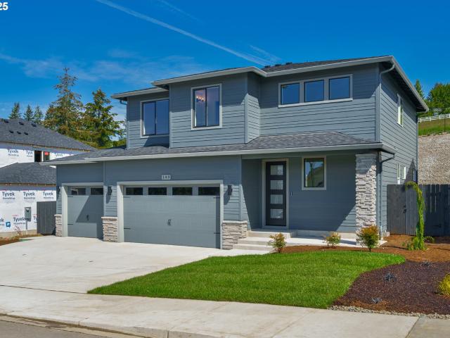 House for sale in La Center