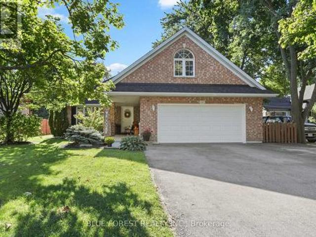 House for sale in Glencoe, Southwestern Ontario