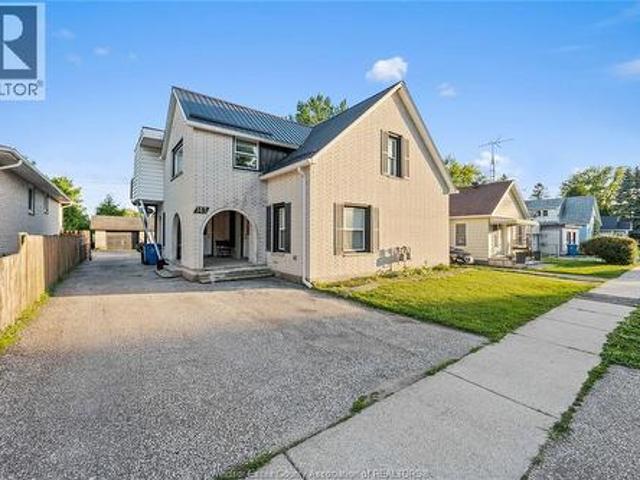 House for sale in Essex, Ontario