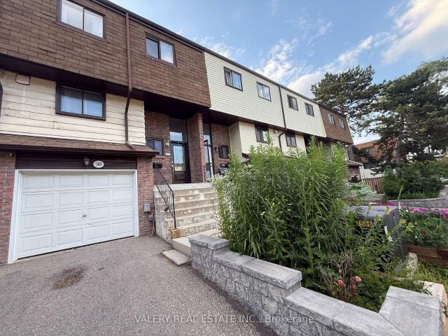Townhouse for rent in Woburn, Ontario