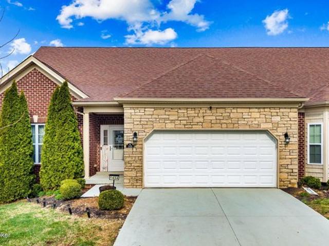 House for sale in Shepherdsville, Kentucky