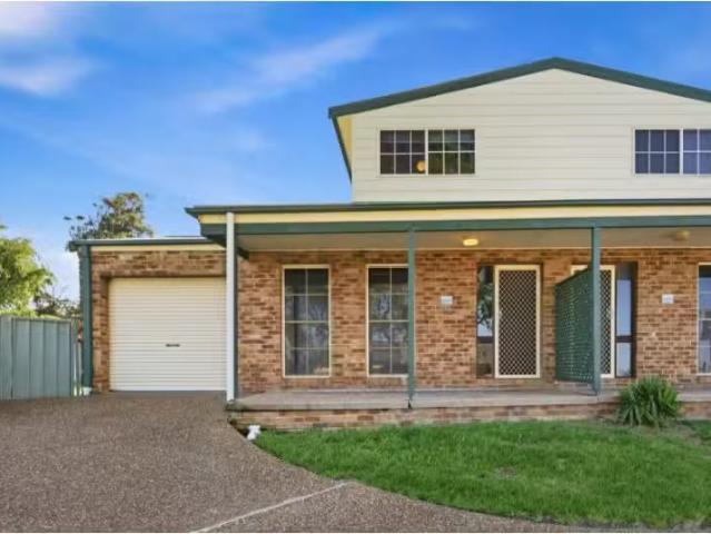 Condo for rent in Bateau Bay, Central Coast Council