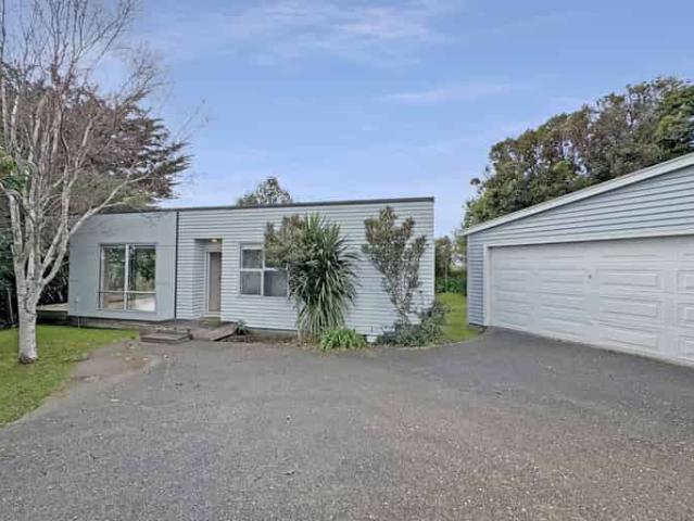 House for rent in Paraparaumu, Wellington