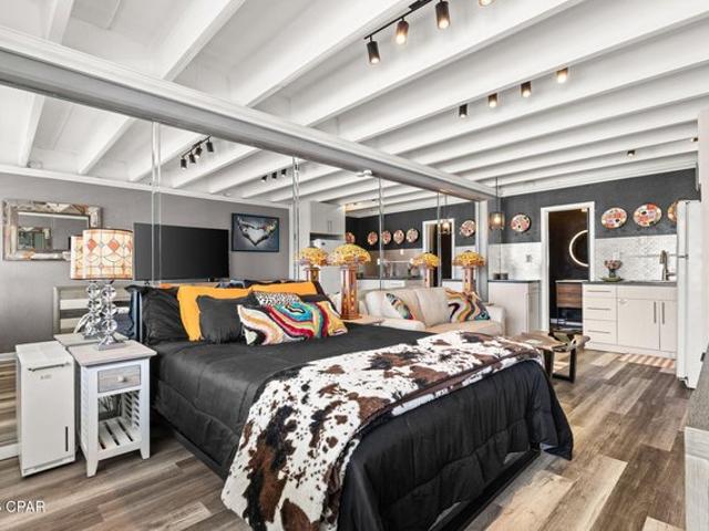 Condo for sale in Panama City Beach, Florida