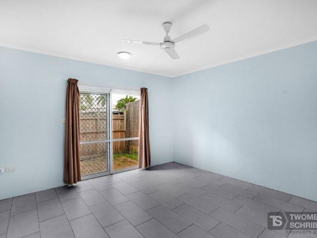Apartment for rent in Mooroobool, Cairns