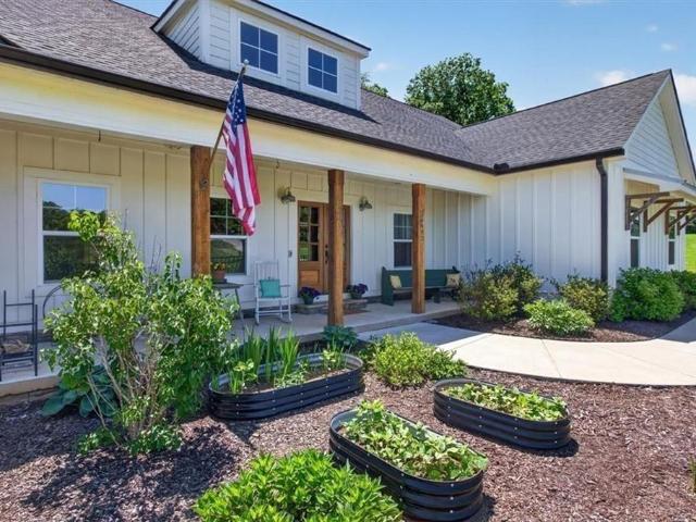 House for sale in Canton, Georgia
