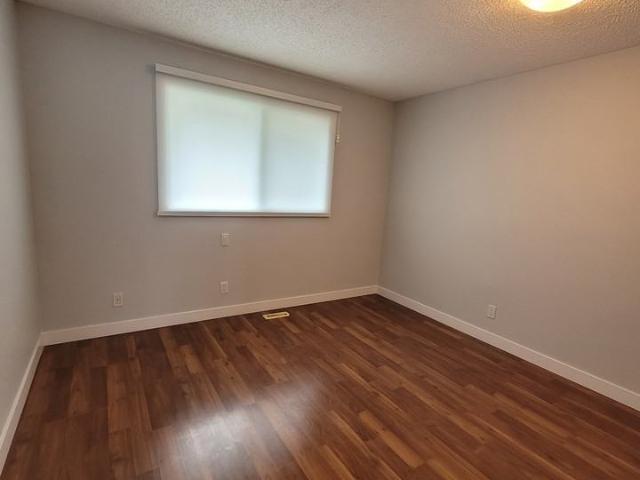 Apartment for rent in Wedgewood, Alberta