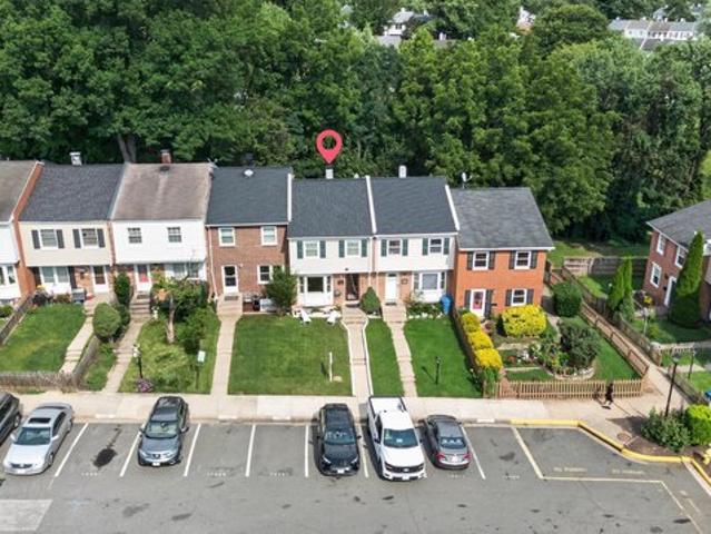 Townhouse for sale in Virginia