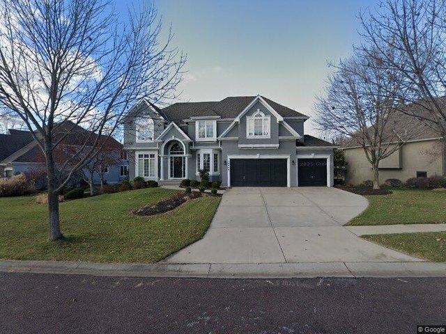 House for sale in Overland Park, Johnson County
