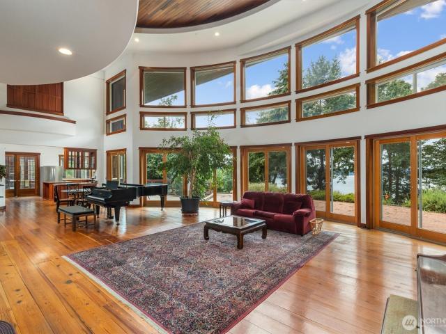 House for sale in Vashon, Washington