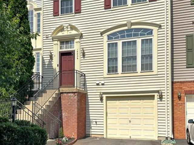 Townhouse for sale in Virginia